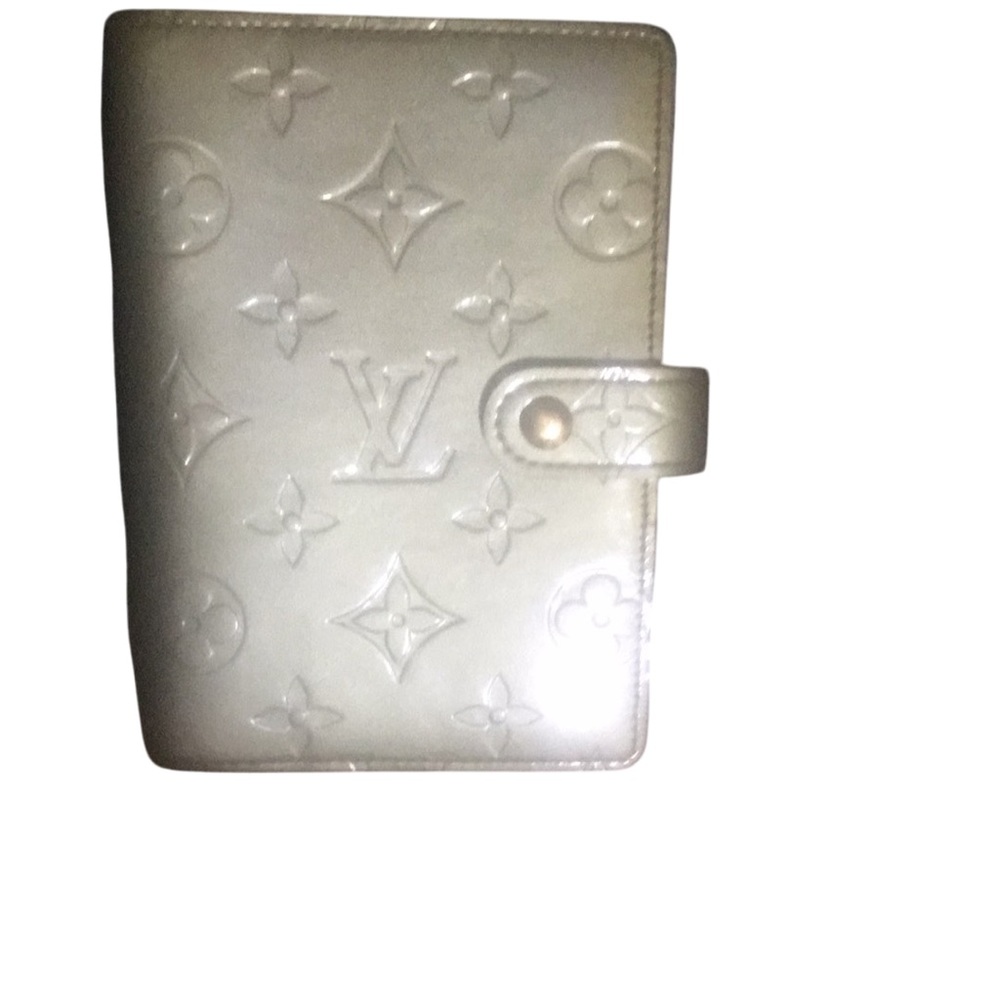 Louis Vuitton Cream Monogram Snap Wallet